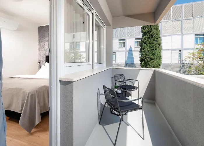 Skaline Luxury
