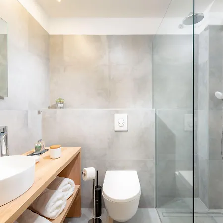 לינה וארוחת בוקר Skaline Luxury ספליט