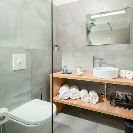 Skaline Luxury לינה וארוחת בוקר