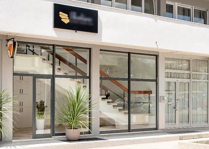 Skaline Luxury 4* سبليت