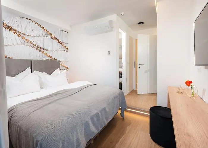 فندق مبيت وإفطار Skaline Luxury