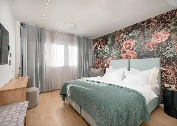 Skaline Luxury فندق مبيت وإفطار