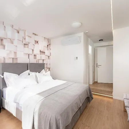 Bed & Breakfast Skaline Luxury 4*