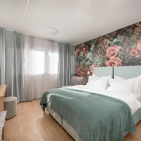 Skaline Luxury Bed & Breakfast